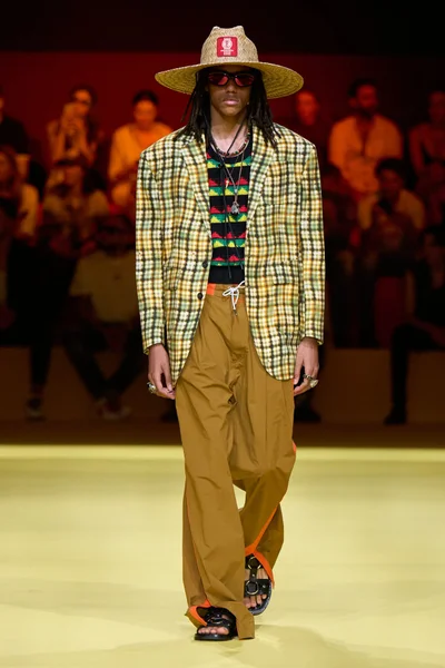 Look 6